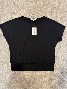 Black Short Sleeve Dolman Top by Montgomery Post
